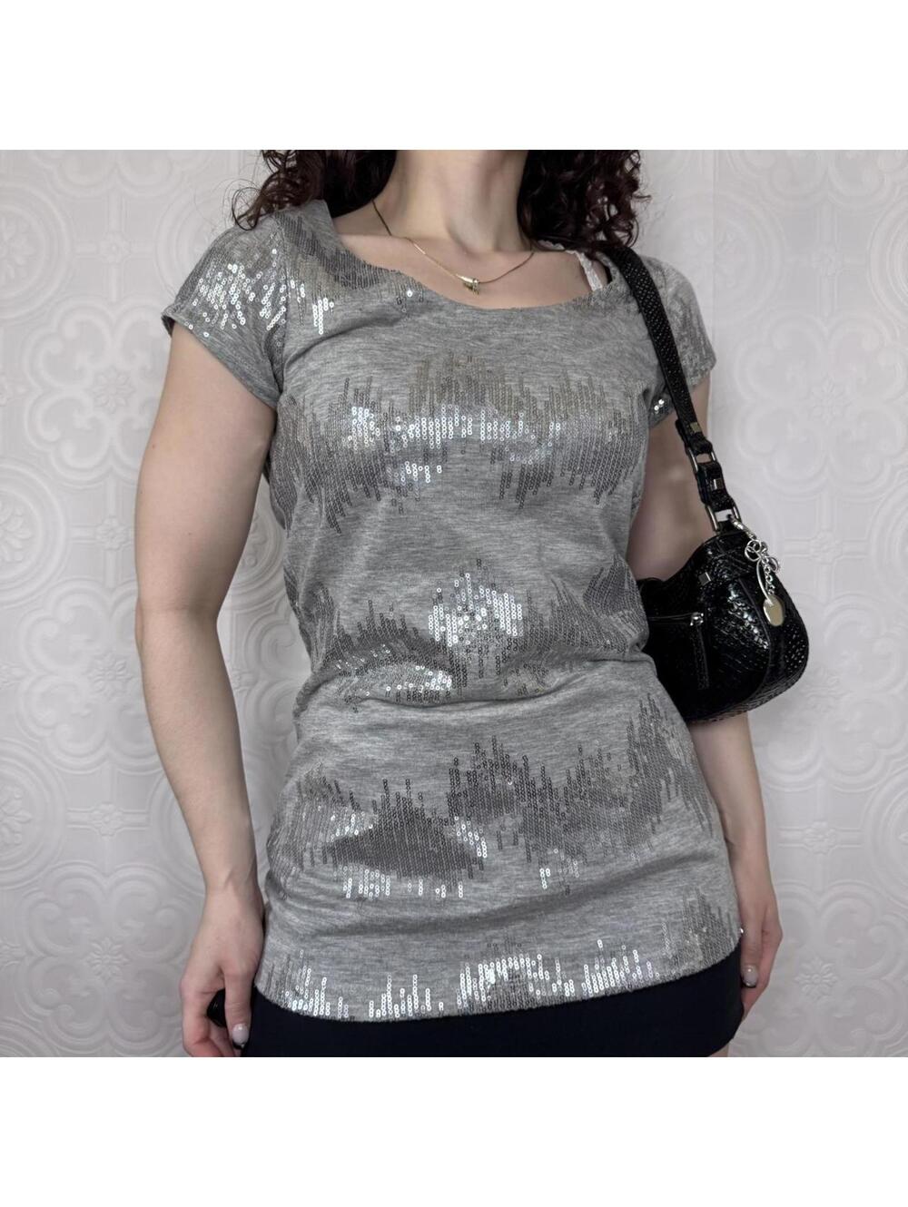 Vintage Y2K Gray Sequin T-Shirt Womens Small By Self Esteem